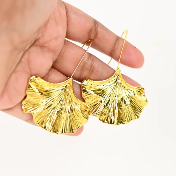 Golden Leaf Earrings. Leaf hook drop earrings. Drop Earrings for sale! Shop Online for cute stud earrings at Cutefunnystuff.com Hot selling products. Cute Funny Products, Gift shop online. Toronto Ontario Canada